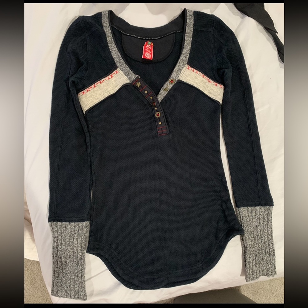 Free People Black and Gray Knit Top